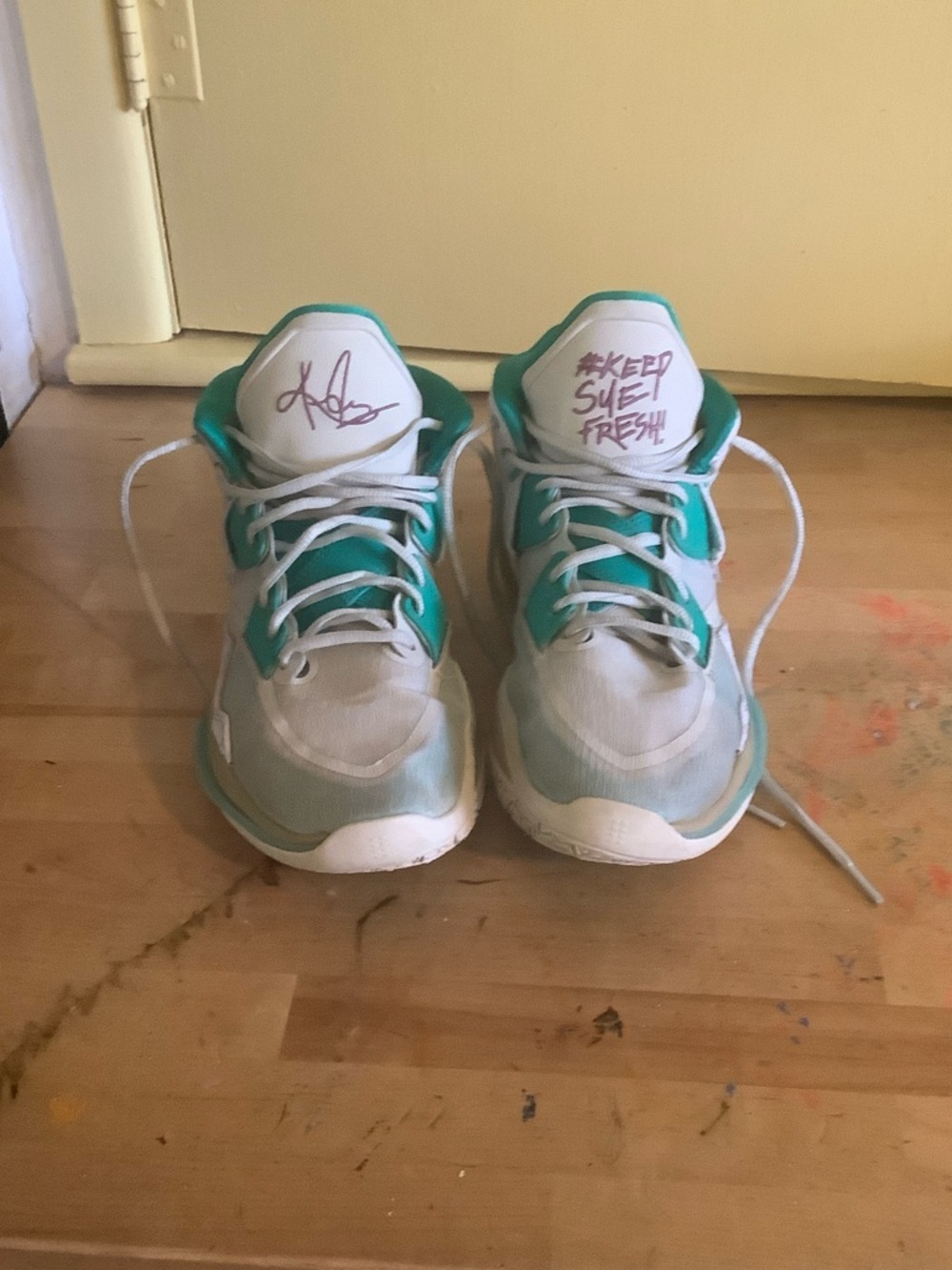 Nike Kids White and Teal Sneakers